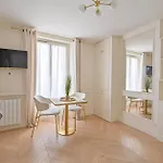 Chez Lucette Studio 17E Paris